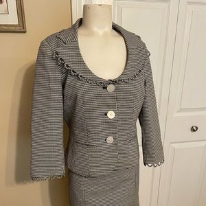 Vintage-inspired skirt suit